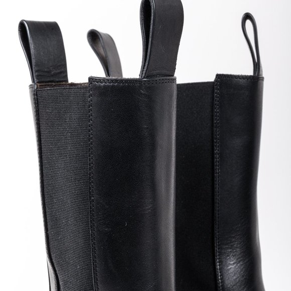 Bottega Veneta Black & Brown Tire Chelsea Boots - Picture 10 of 11